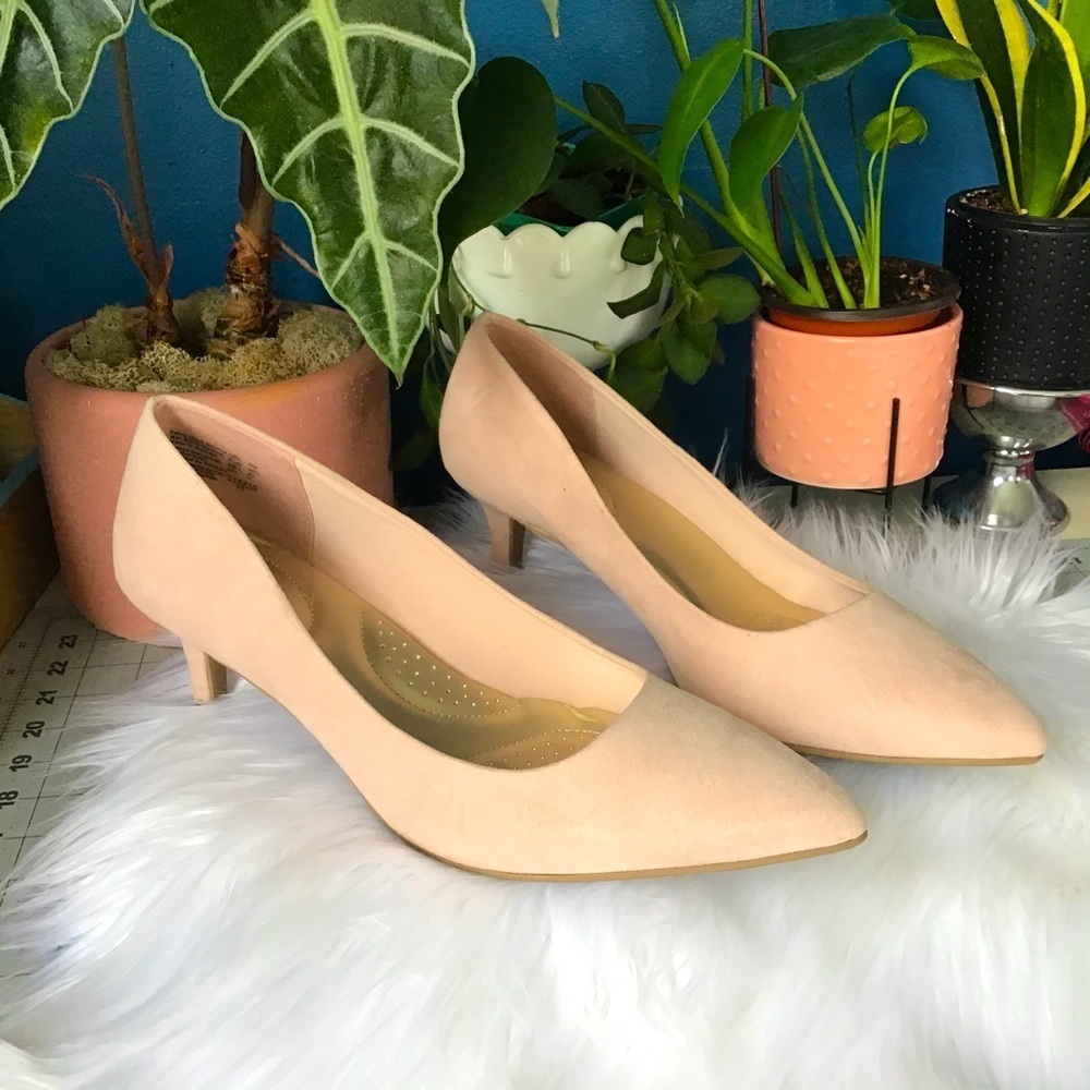 Dexflex Pink/ Suede Heels Size 9W